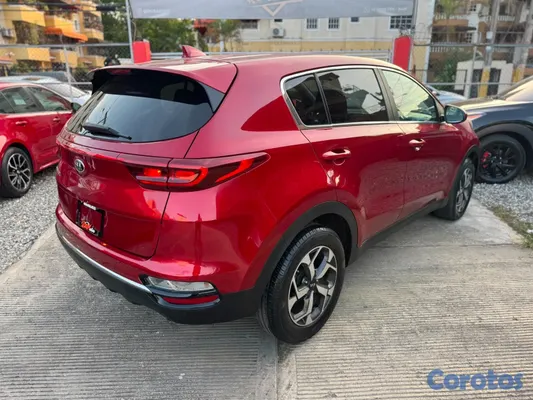 2020 Kia Sportage — foto 6 / 10