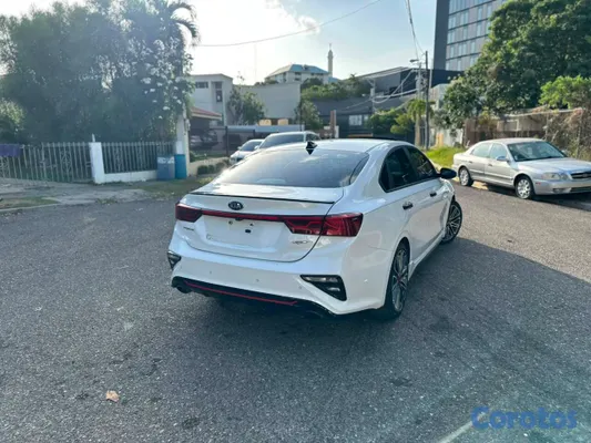 2021 Kia Forte — foto 5 / 13