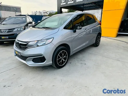 2020 Honda Fit — foto 3 / 10
