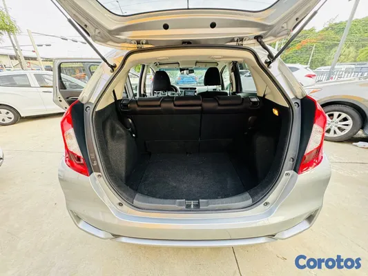 2020 Honda Fit — foto 9 / 10