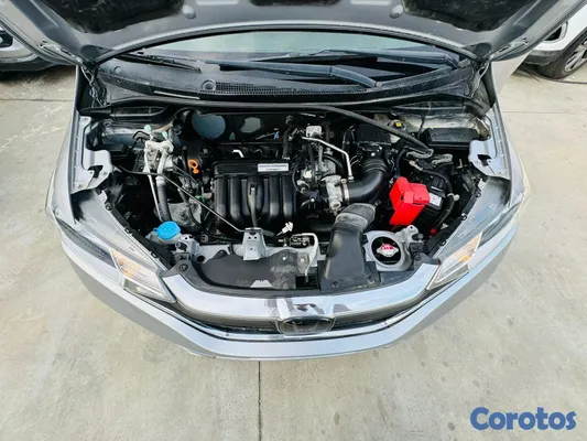 2020 Honda Fit — foto 10 / 10