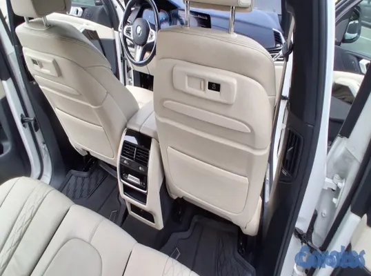 2019 BMW X5 — foto 11 / 16
