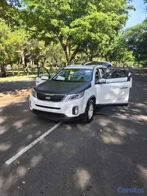 2014 Kia Sorento — foto 7 / 14