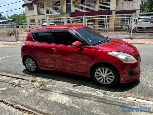 2013 Suzuki Swift — foto 4 / 6