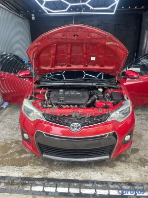 2015 Toyota Corolla — foto 2 / 8