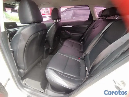 2021 Kia Seltos — foto 5 / 8