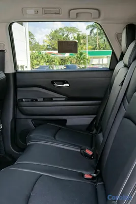 2022 Nissan Pathfinder — foto 8 / 11