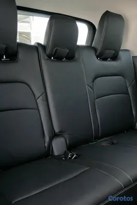 2022 Nissan Pathfinder — foto 9 / 11