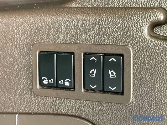 2017 Chevrolet Suburban — foto 4 / 13