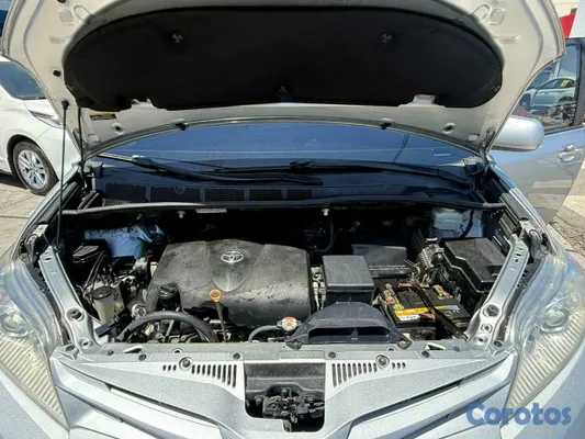 2020 Toyota Sienna — foto 9 / 10