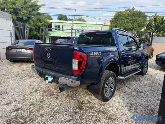 2017 Nissan Frontier — foto 4 / 10