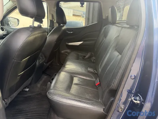 2017 Nissan Frontier — foto 8 / 10