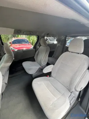 2017 Toyota Sienna — foto 5 / 11