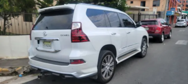 2017 Lexus Gx — foto 5 / 10