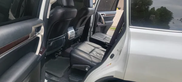 2017 Lexus Gx — foto 6 / 10