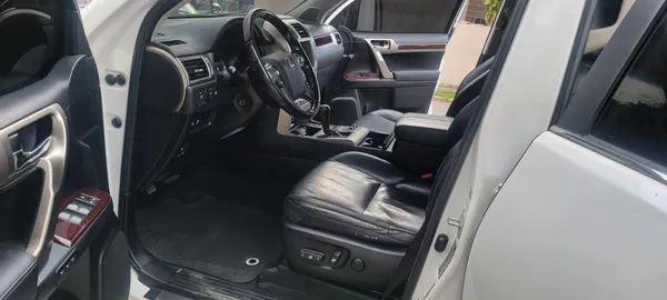 2017 Lexus Gx — foto 9 / 10