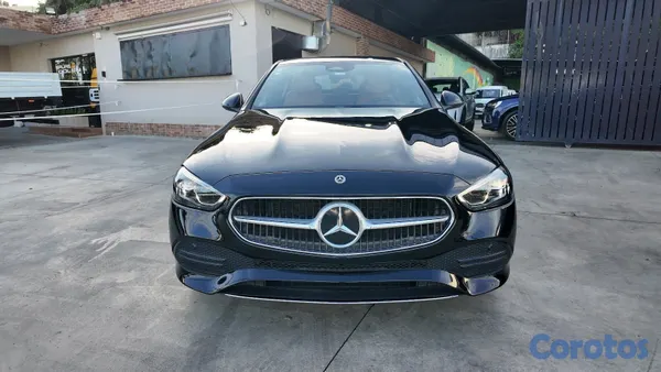 2022 Mercedes-Benz Clase C — foto 2 / 10