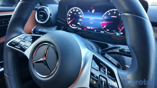 2022 Mercedes-Benz Clase C — foto 8 / 10