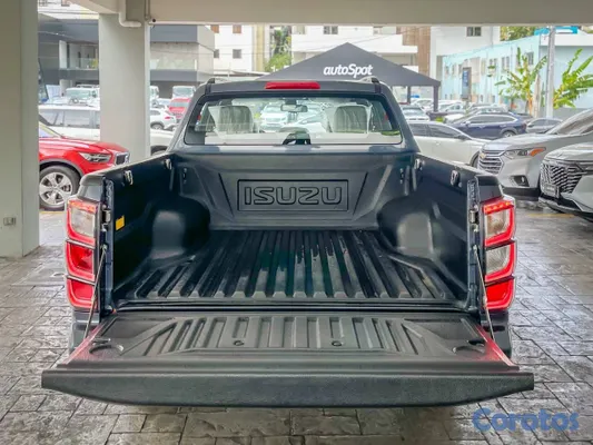 2027 Isuzu Dmax — foto 9 / 12