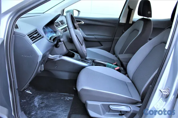 2025 Seat Ateca — foto 8 / 11