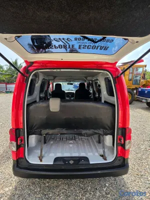 2017 Nissan NV — foto 3 / 9