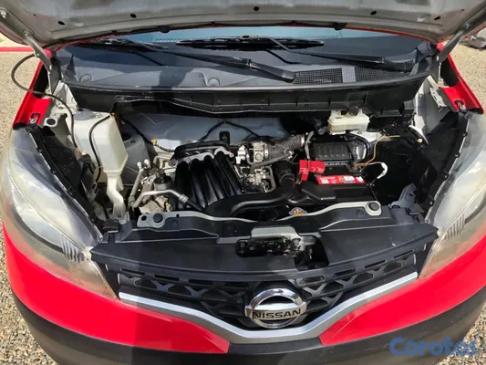 2017 Nissan NV — foto 7 / 9