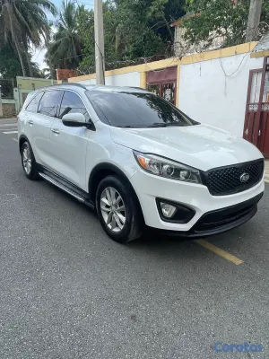 2016 Kia Sorento — foto 8 / 10
