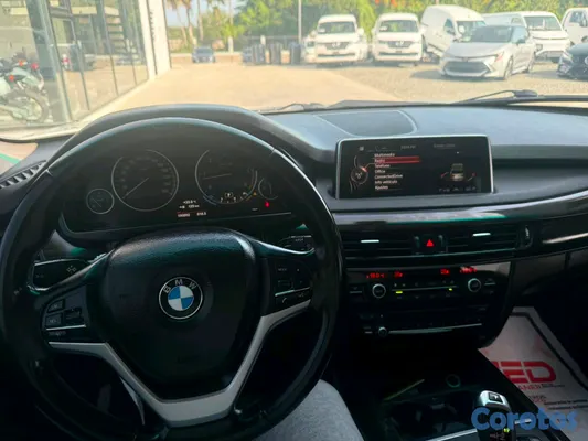 2015 BMW Serie X — foto 5 / 5
