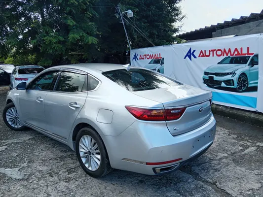2017 Kia K-7 — foto 5 / 10