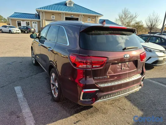2020 Kia Sorento — foto 6 / 14