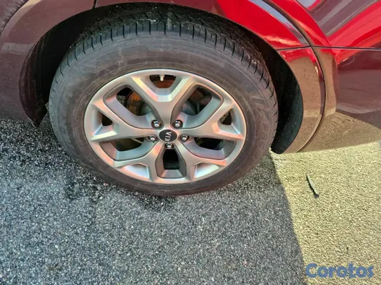 2020 Kia Sorento — foto 9 / 14