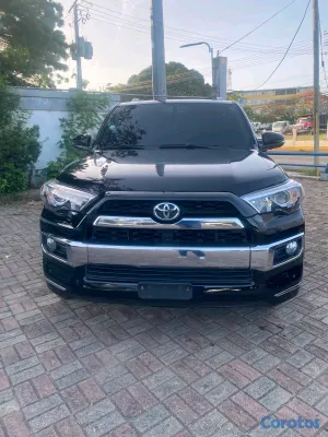 2016 Toyota 4 Runner — foto 2 / 9