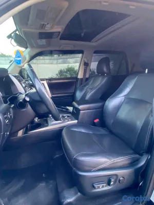 2016 Toyota 4 Runner — foto 6 / 9