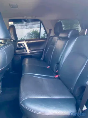 2016 Toyota 4 Runner — foto 9 / 9