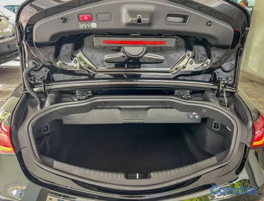 2025 Mercedes-Benz Clase CLE 300 4Matic Cabriolet — foto 9 / 13