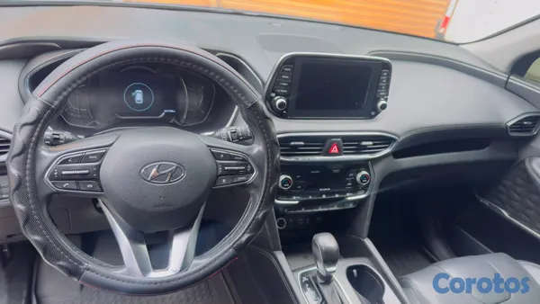2019 Hyundai Santa Fe — foto 2 / 10