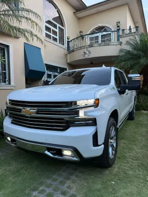 2021 Chevrolet Silverado — foto 3 / 6