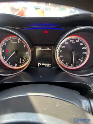 2017 Suzuki Swift — foto 7 / 8