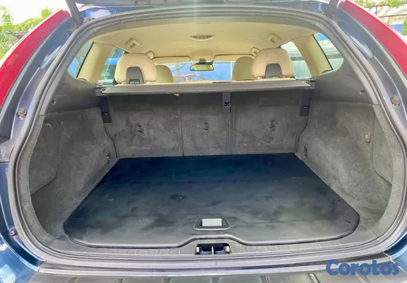 2013 Volvo Xc60 — foto 5 / 10