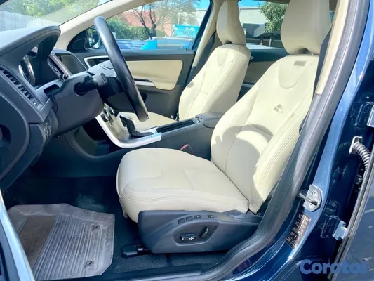 2013 Volvo Xc60 — foto 7 / 10