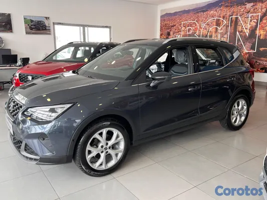2025 Seat Arona FR — foto 5 / 11