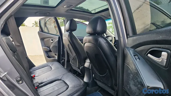 2012 Hyundai Tucson — foto 7 / 8