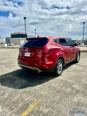 2017 Hyundai Santa Fe — foto 3 / 9