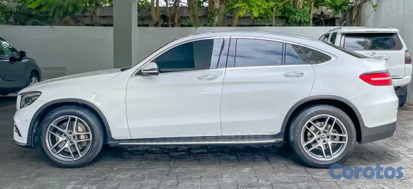 2019 Mercedes-Benz Clase GLC — foto 4 / 10