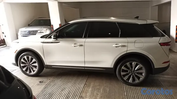 2023 Lincoln Vendo Lincoln Corsair — foto 6 / 10