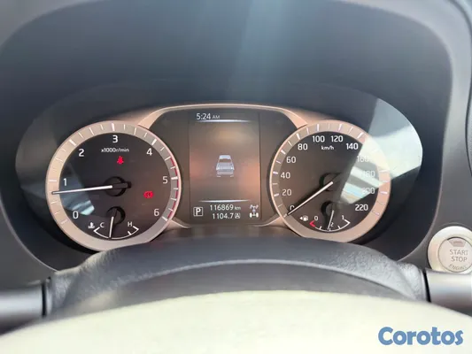 2020 Nissan Frontier — foto 2 / 10