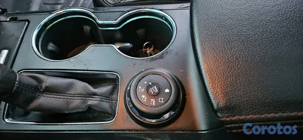 2016 Ford Explorer — foto 8 / 10