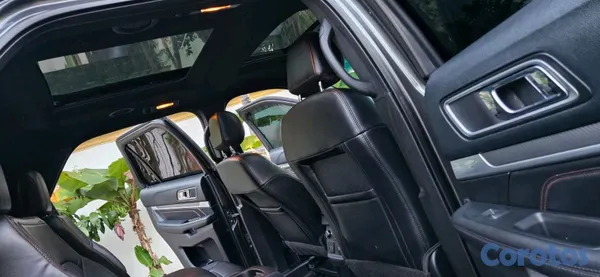 2016 Ford Explorer — foto 10 / 10