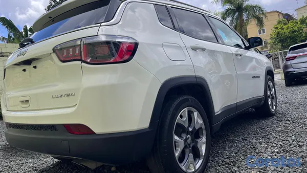 2020 Jeep Compass — foto 3 / 7