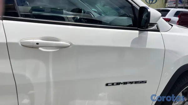 2020 Jeep Compass — foto 6 / 7